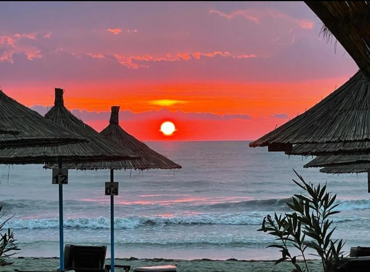 קבאיה Sea View Deluxe Apartments Qerret Golem